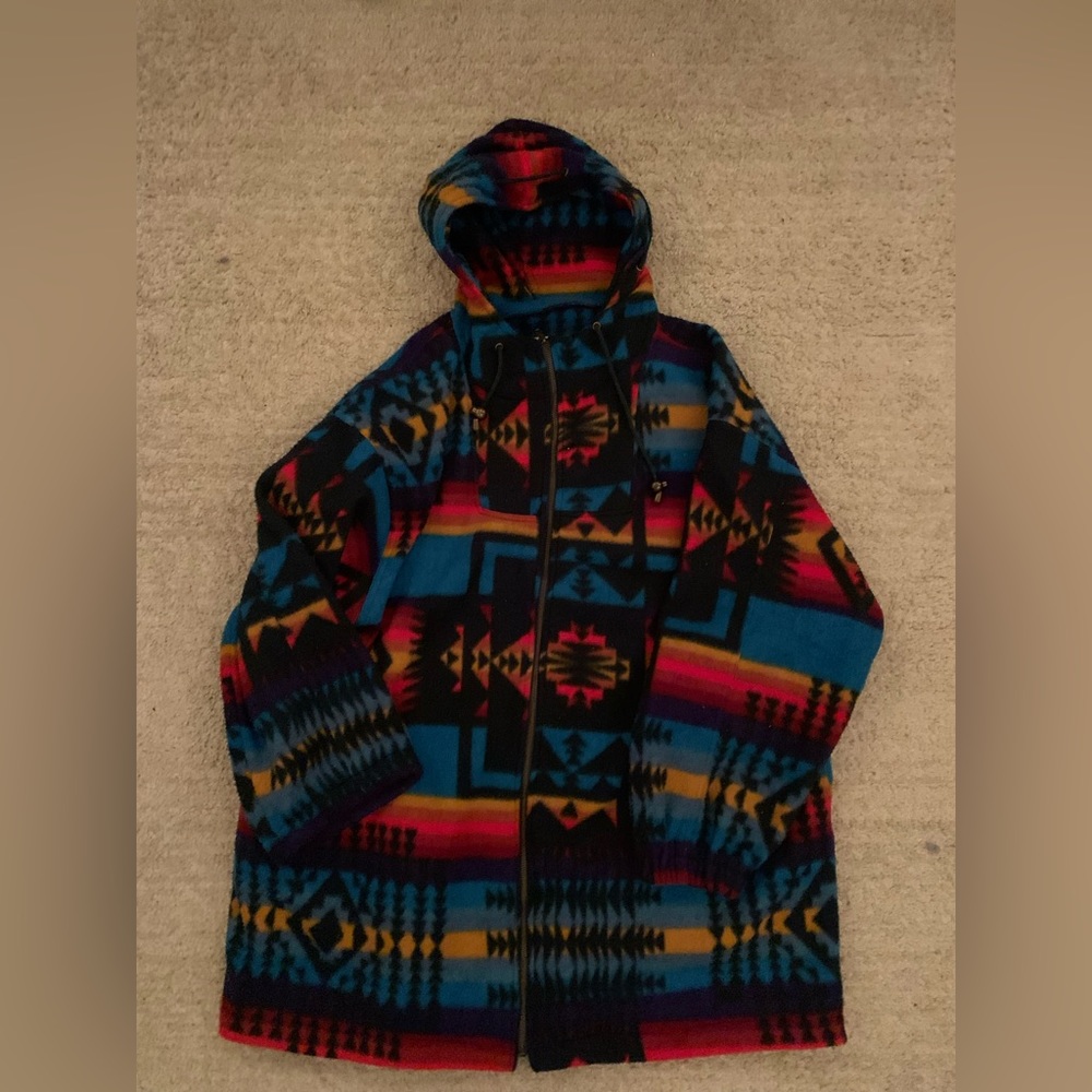 Vintage 10018 all over print fleece jacket with hood!